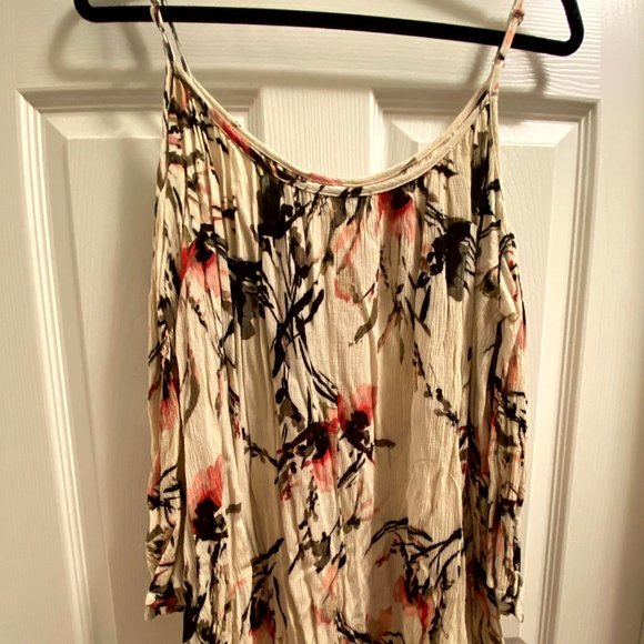 Floral Pleated Short Mini Dress or Tunic with Flowy Sleeves and Cut-out Shoulder - Picture 2 of 4